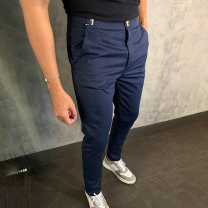 El pantalón que se ajusta a vos, sin cinturón y sin estrés.
